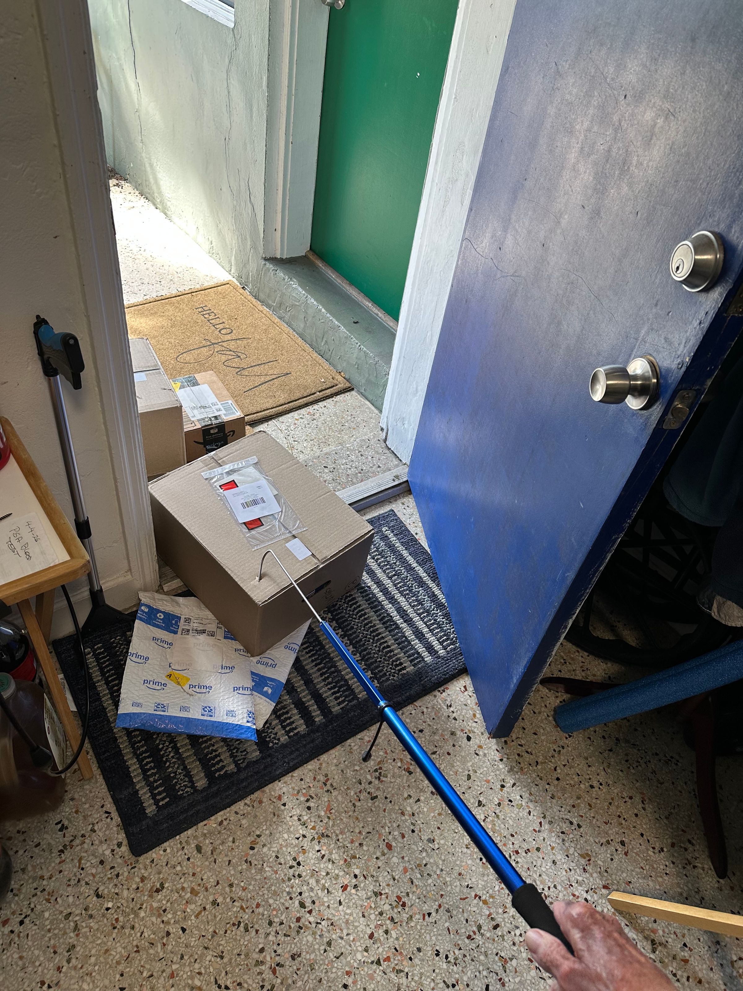 PACKAGE RETRIEVER's image