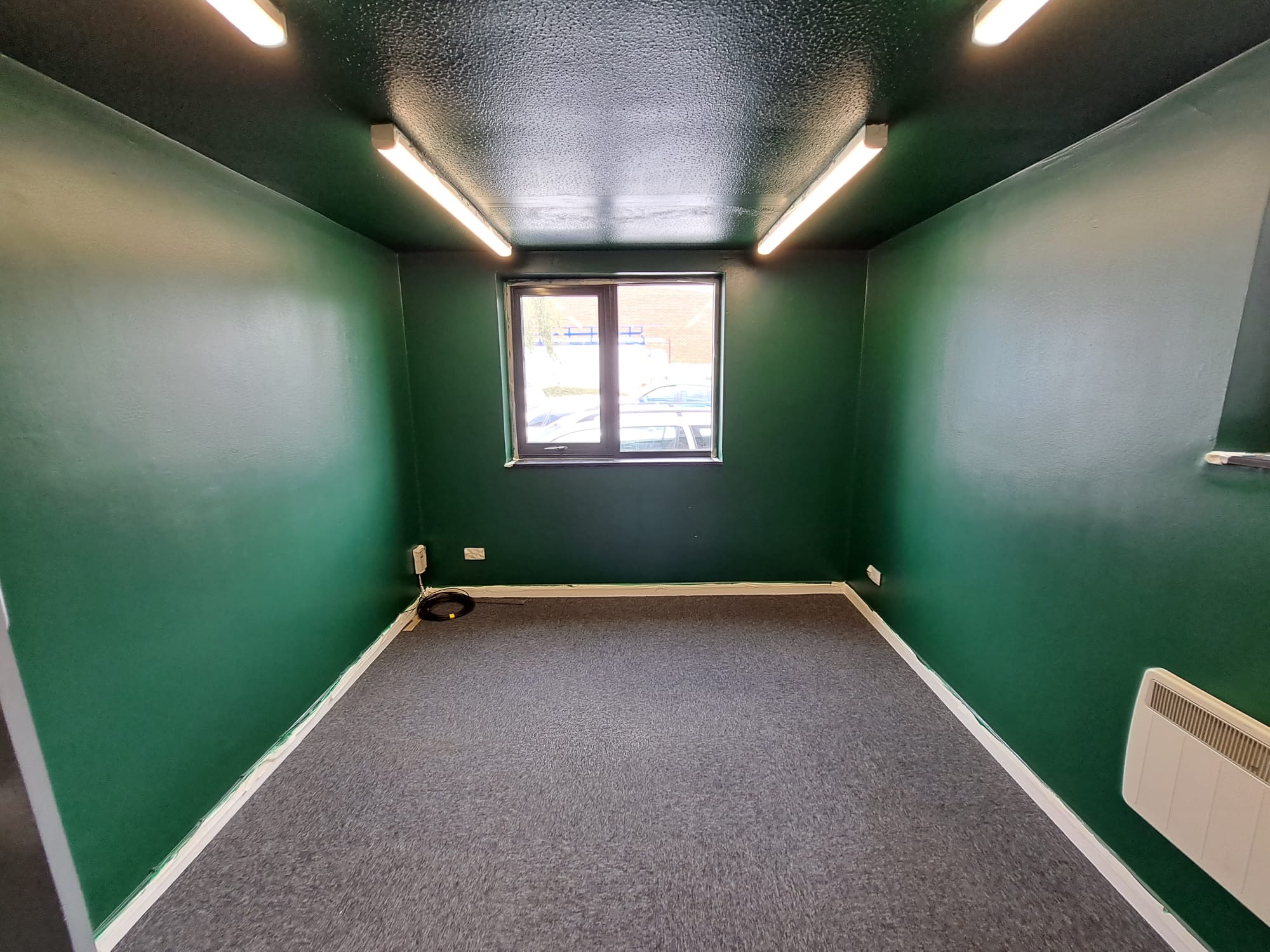 Painting & Plastering Services Luxe Brush LTD London's image