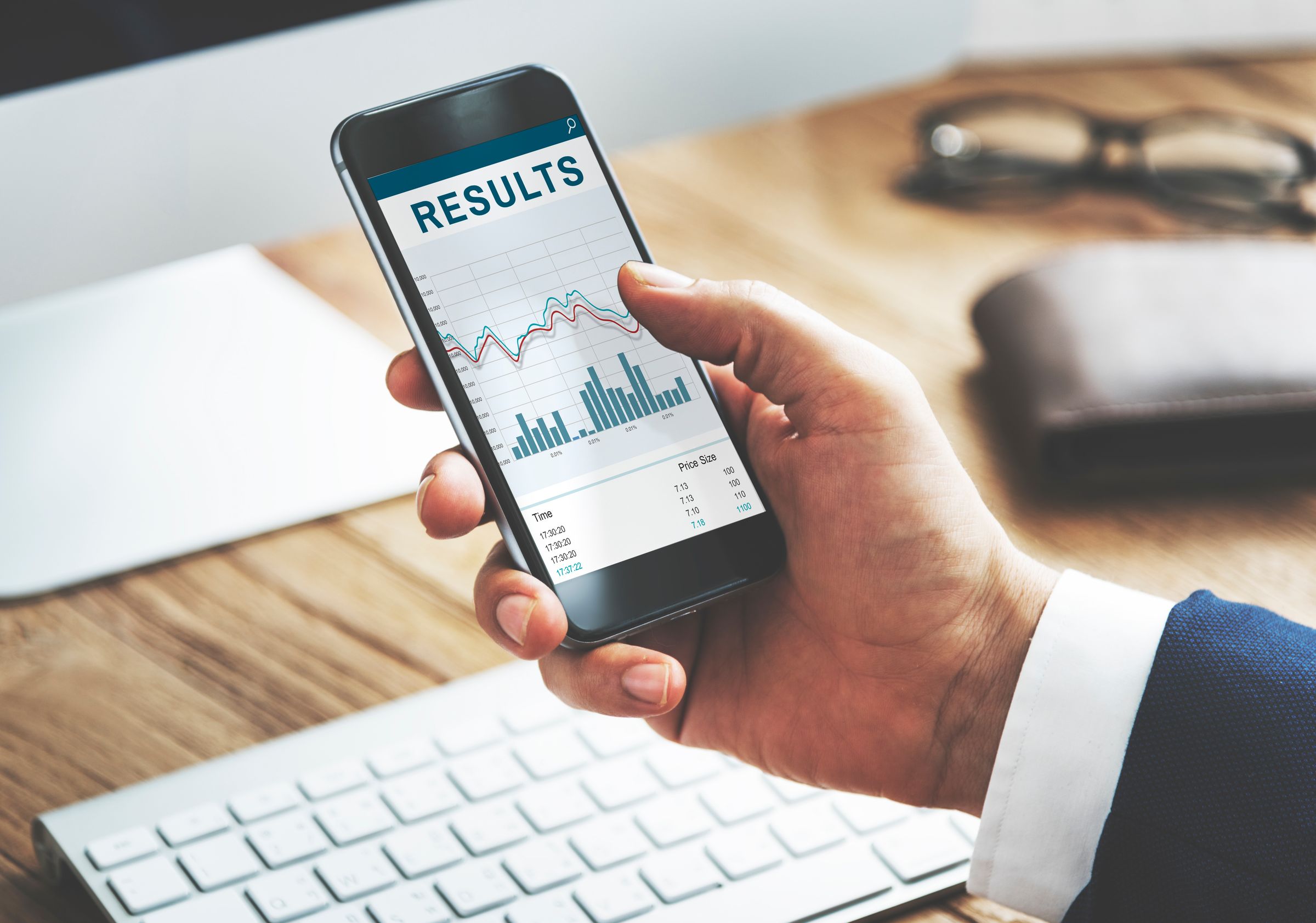 <a href="https://www.freepik.com/free-photo/hands-working-digital-device-network-graphic-overlay_17433114.htm">Image by rawpixel.com on Freepik</a>