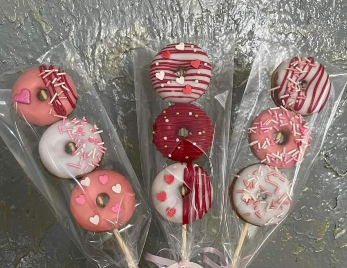 DINKY DOUGHNUTS's image