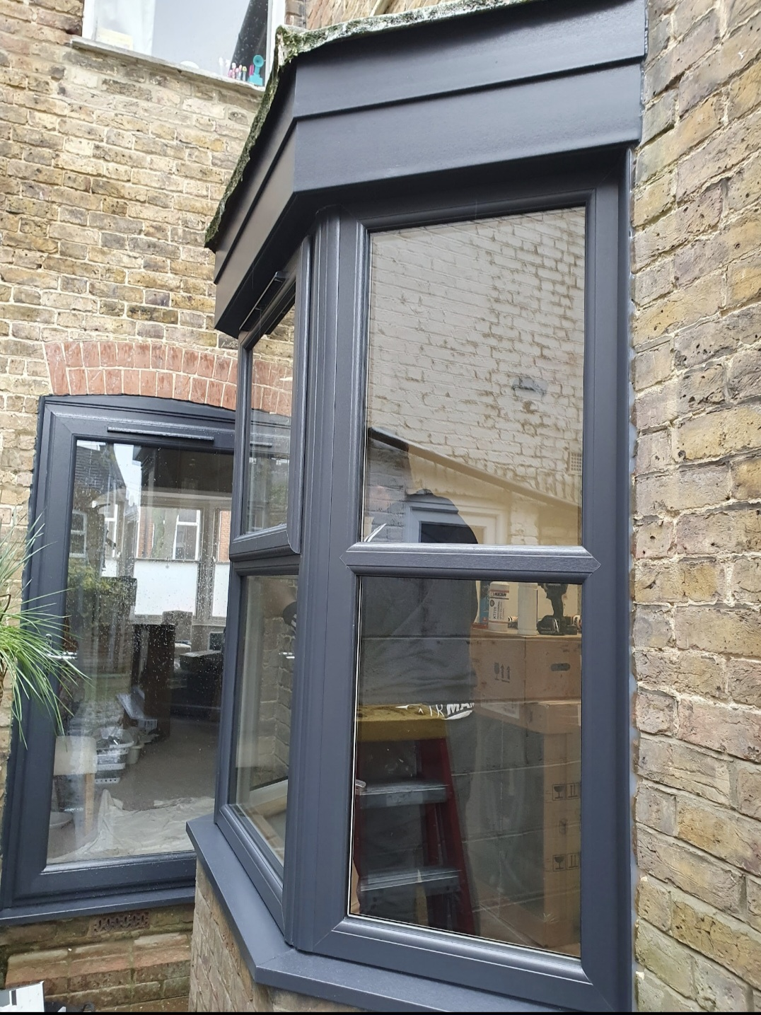 AJR Glazing LTD's image