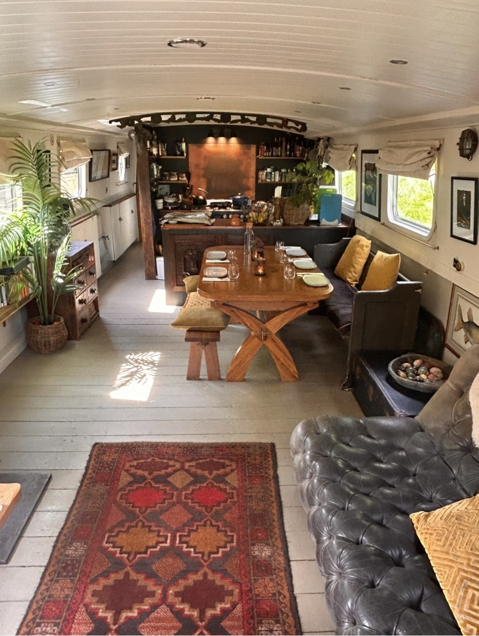 Narrow boat & wide beam Services's image