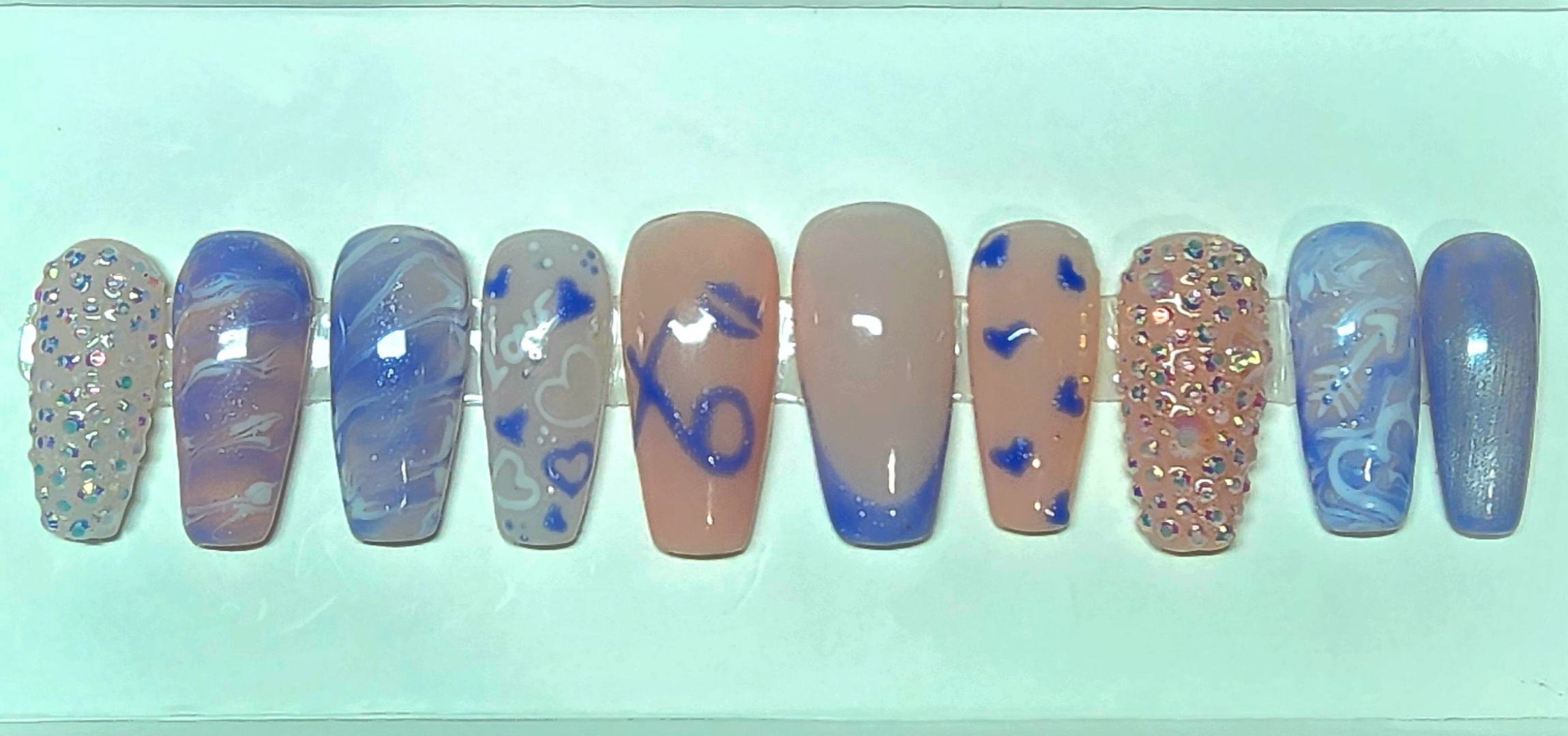 THEE NAIL HIVE's image