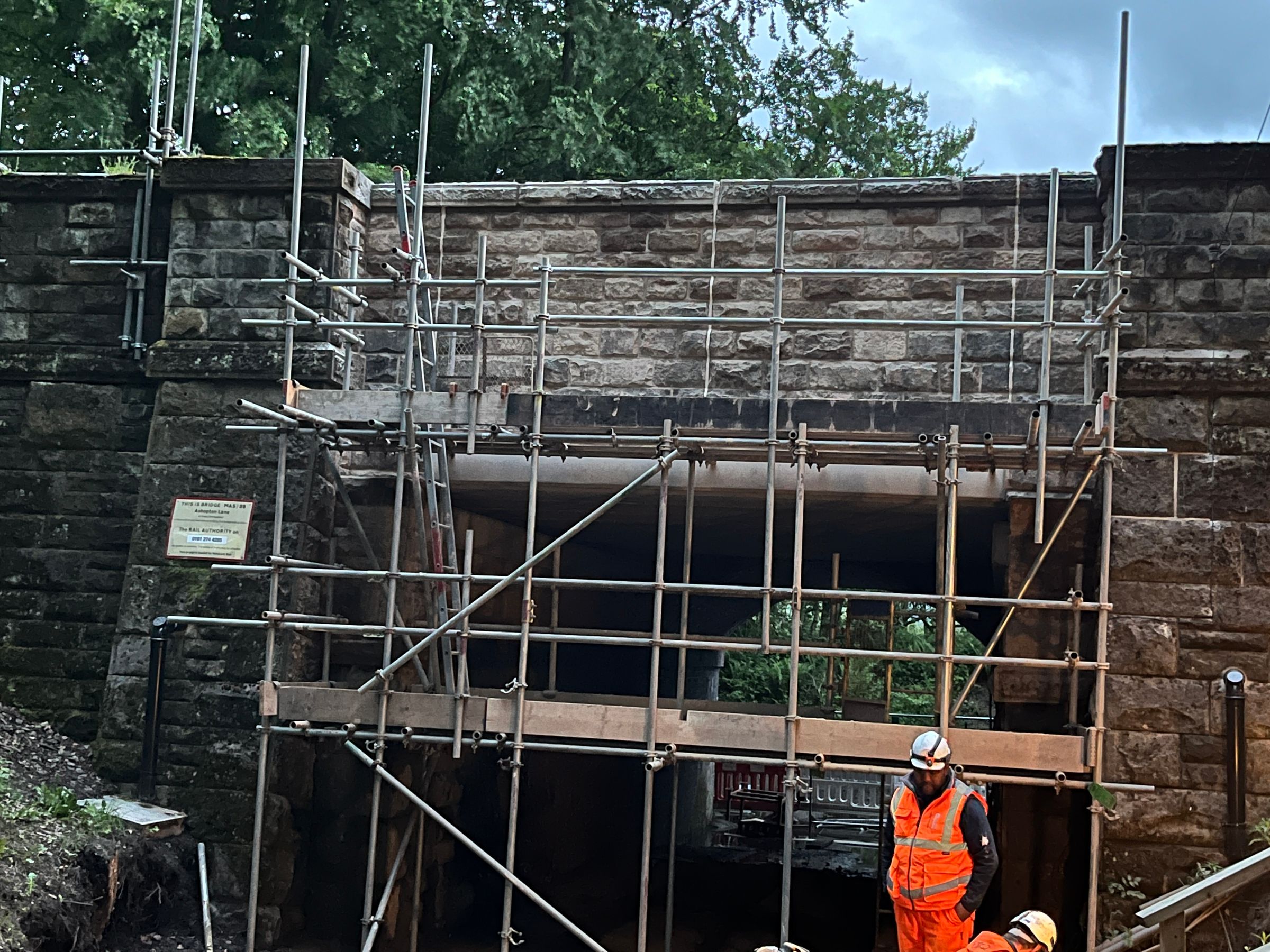 Railway works (bridge repair)