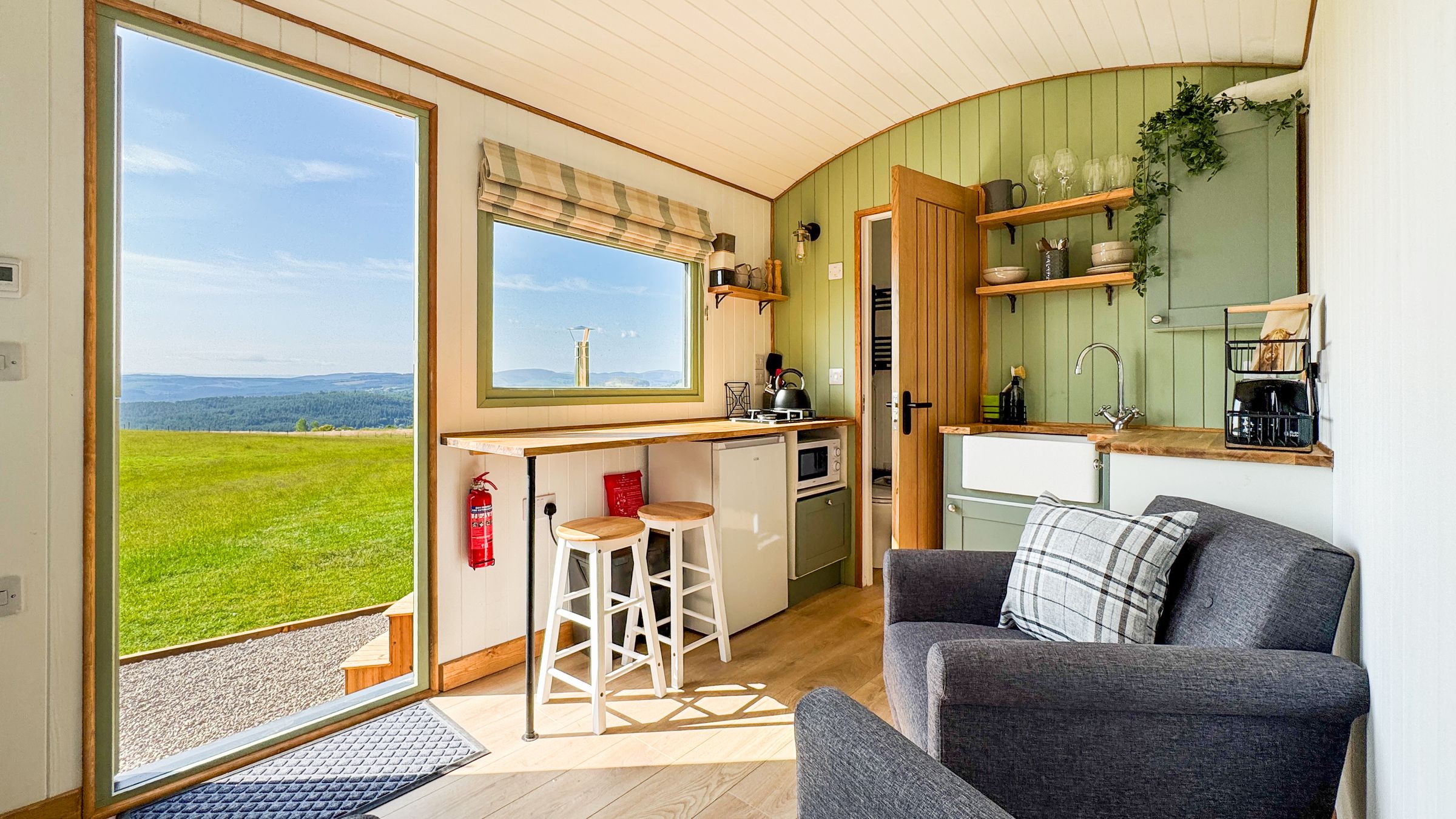 Cnocvann Croft Shepherd Huts Beauly Inverness 's image