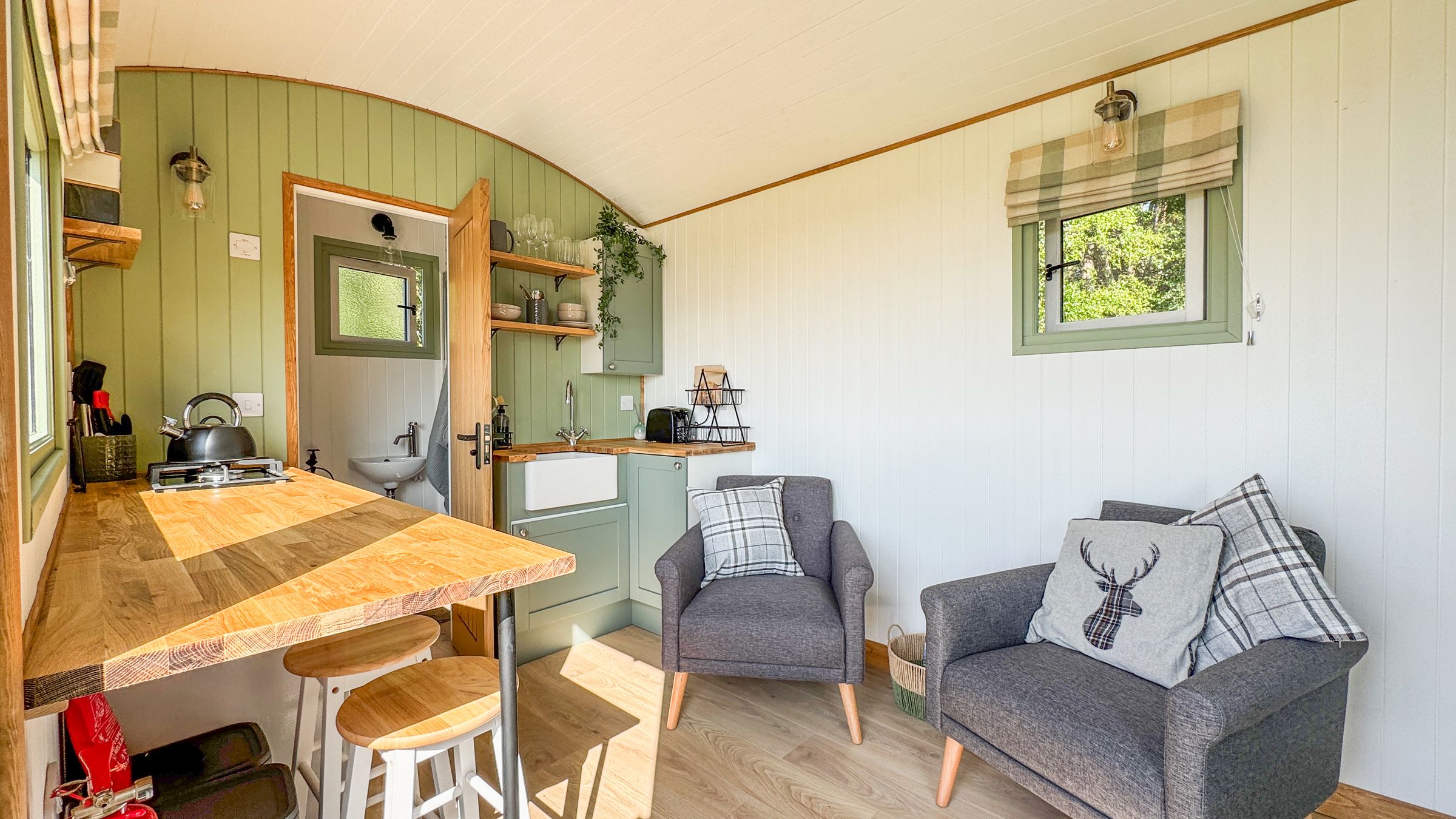 Cnocvann Croft Shepherd Huts Beauly Inverness 's image