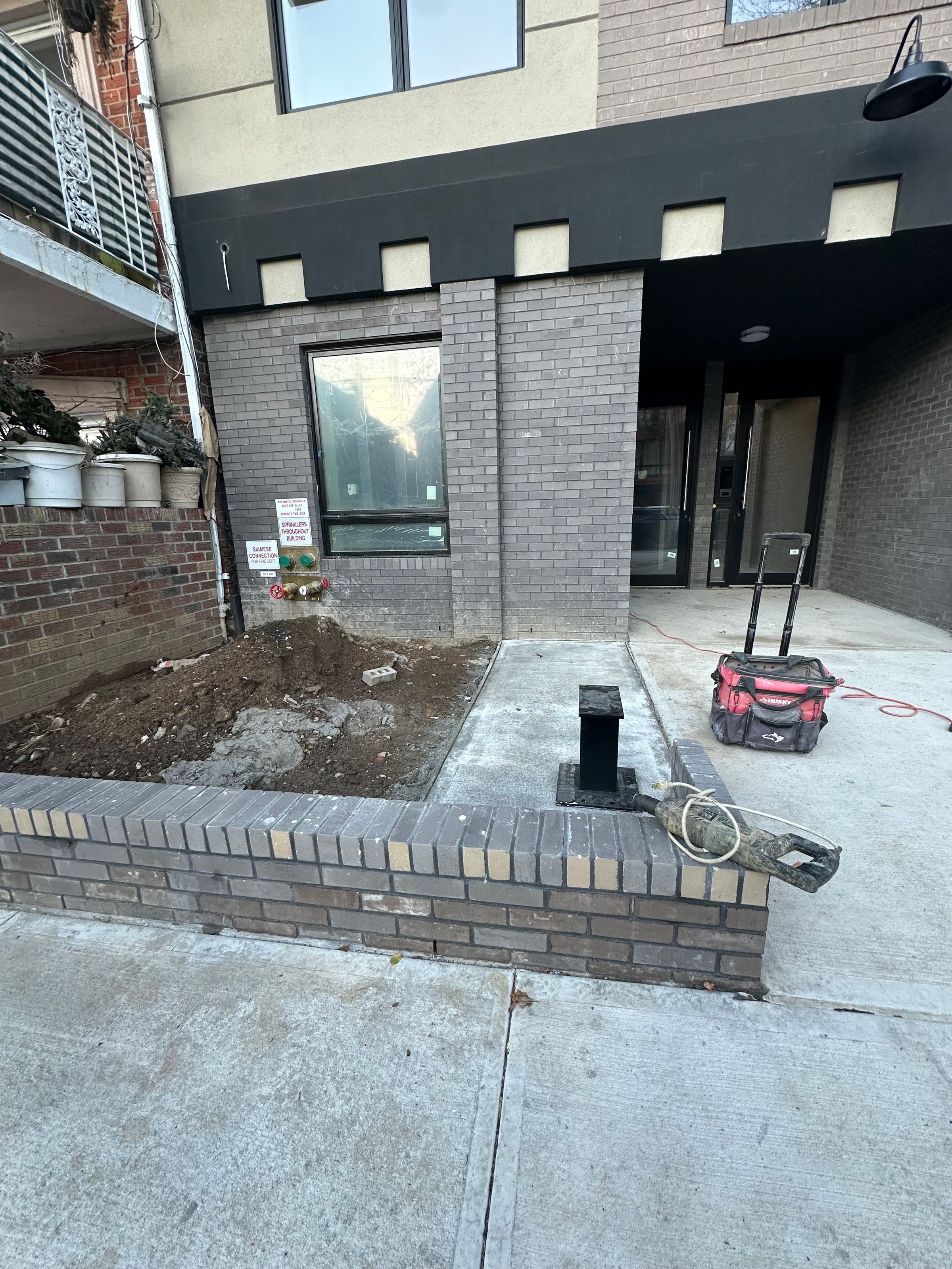 loja general contractor llc's image