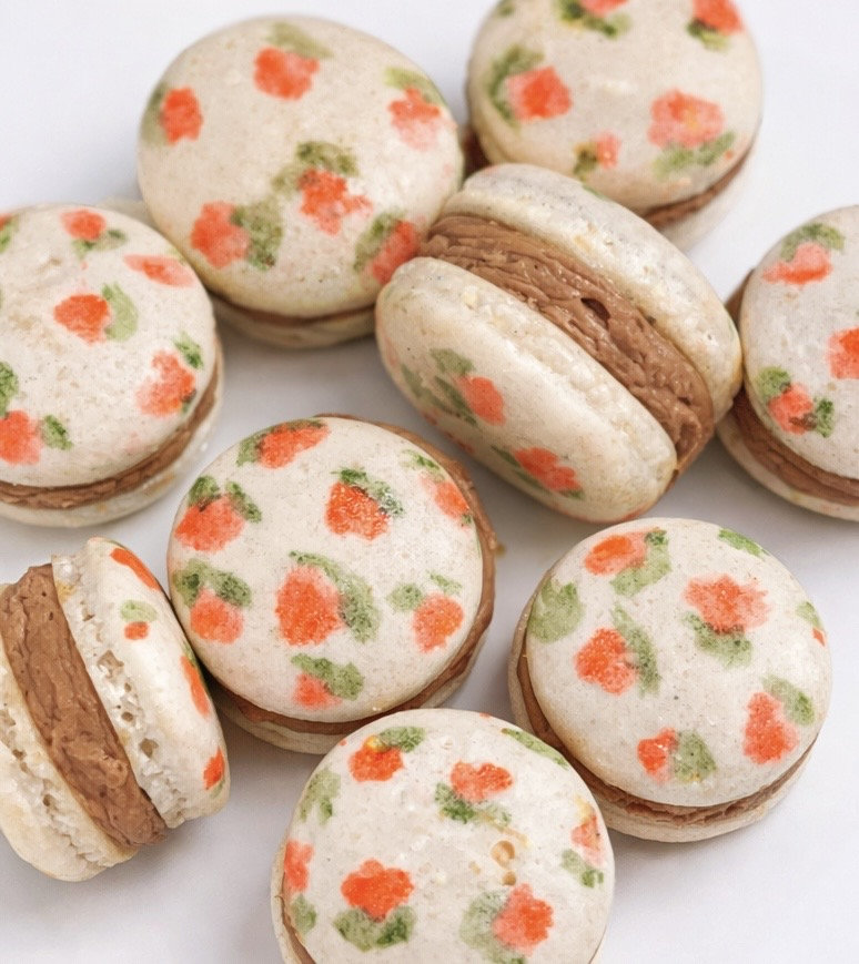 Macaronee's 's image