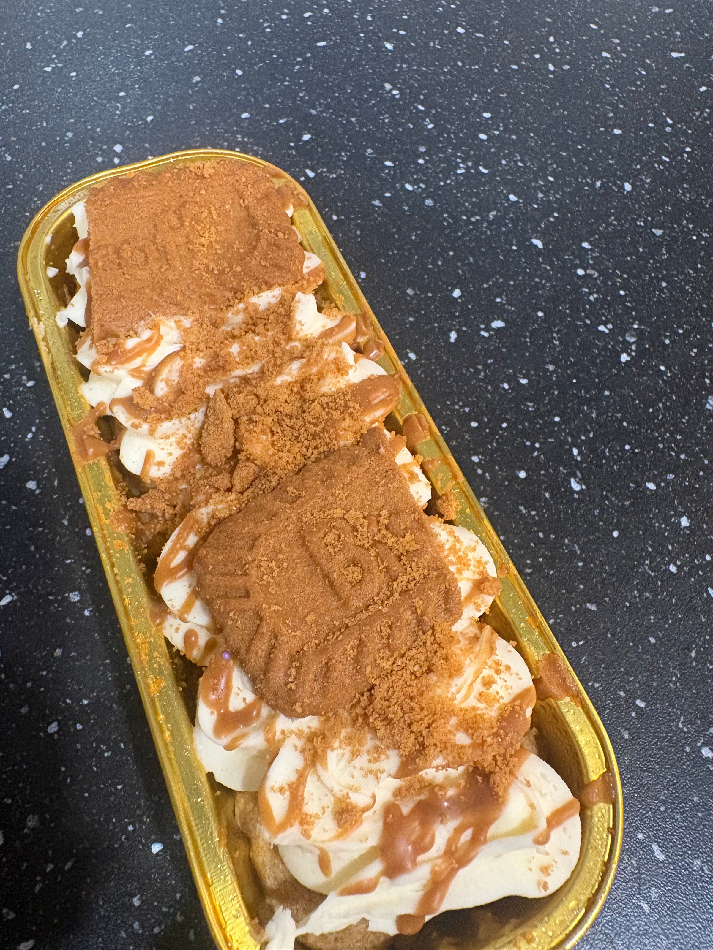Biscoff mini cake