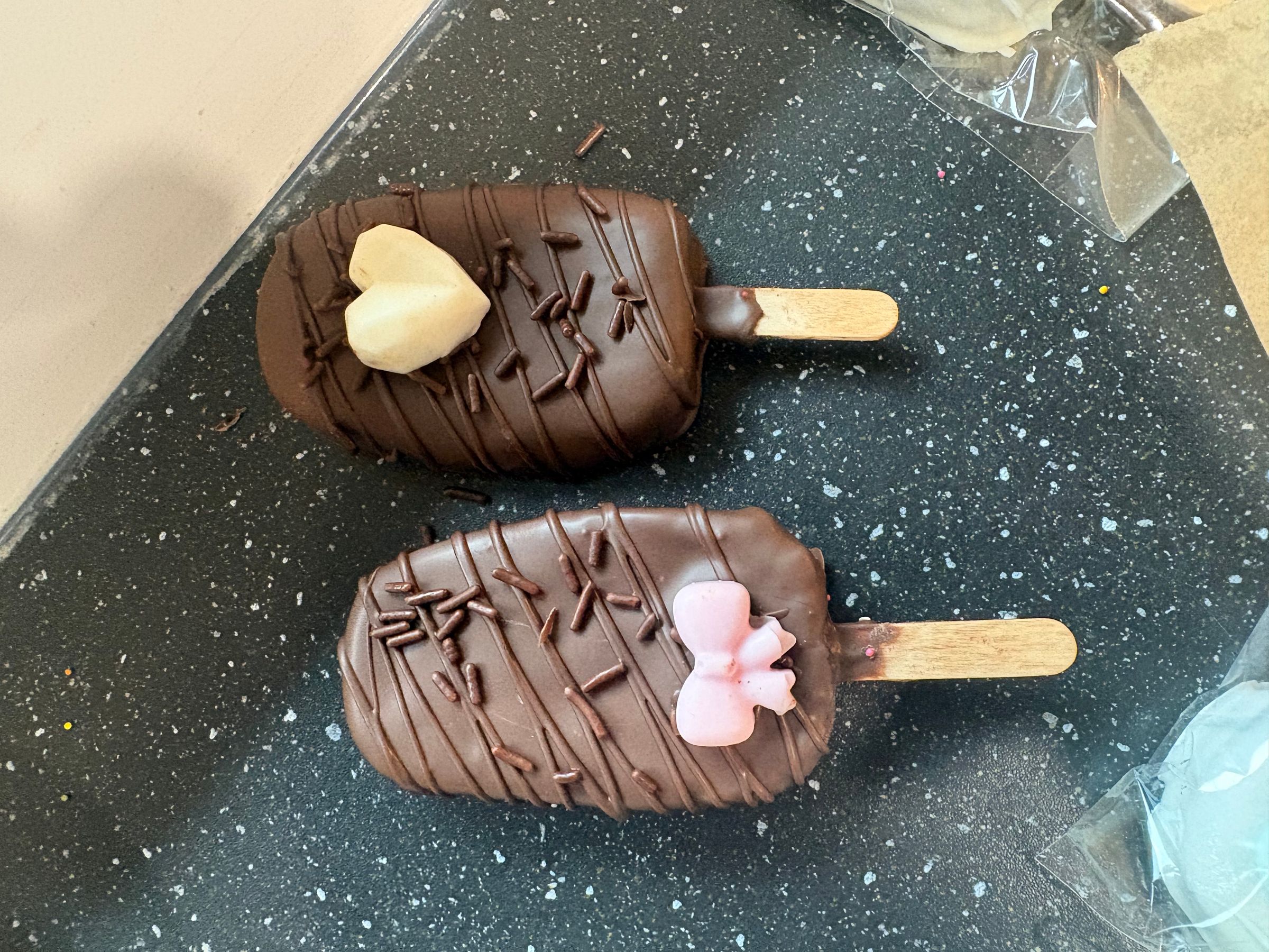 Double chocolate cakesicle