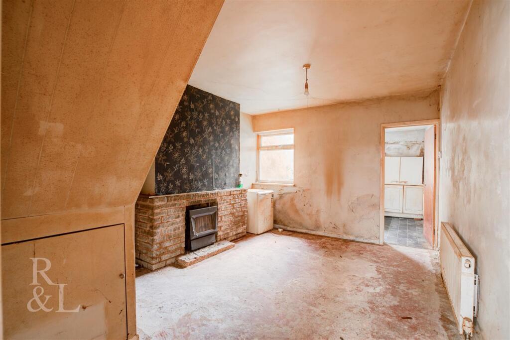 Discreet Property Sales Limited's image