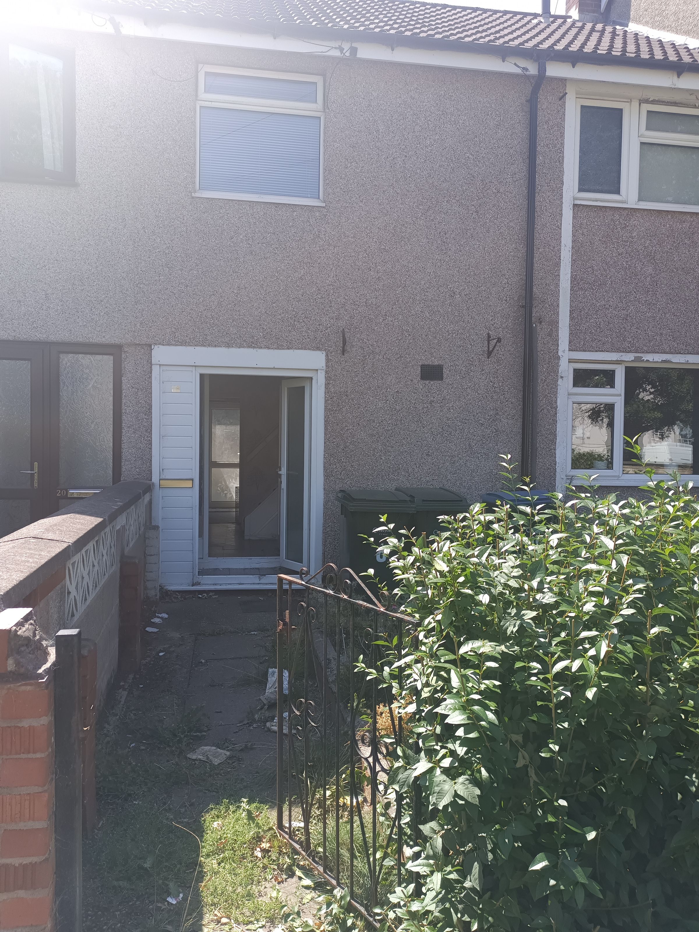 Discreet Property Sales Limited's image