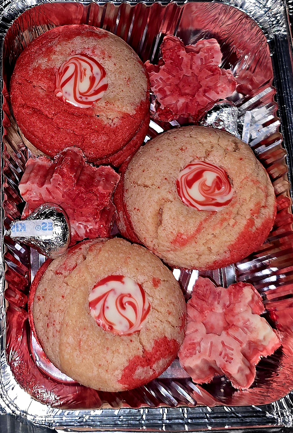 Sample image is from our Christmas line also come in a heart shape