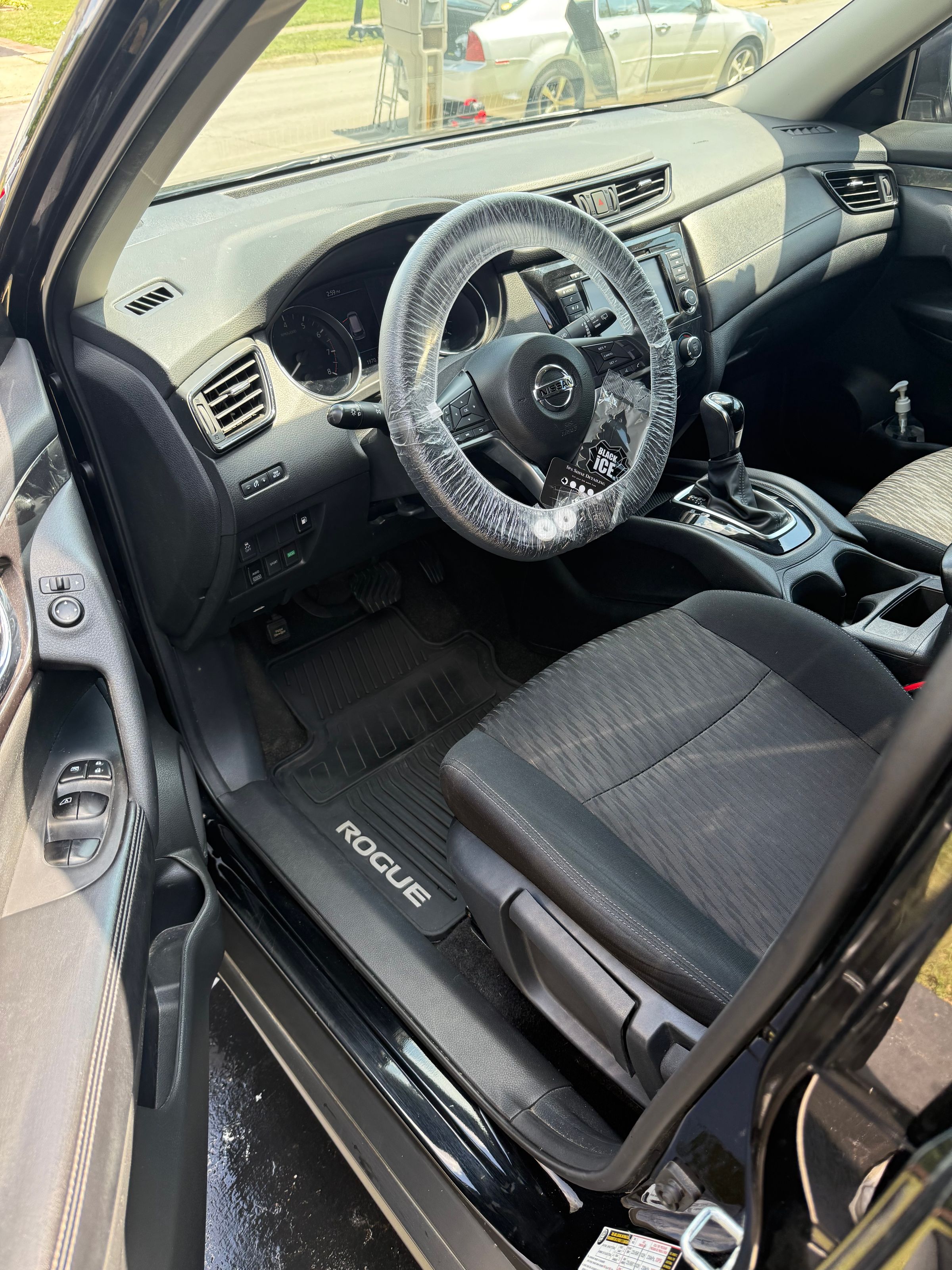 SpaShine Detailing | professional car detailing in Columbus's image