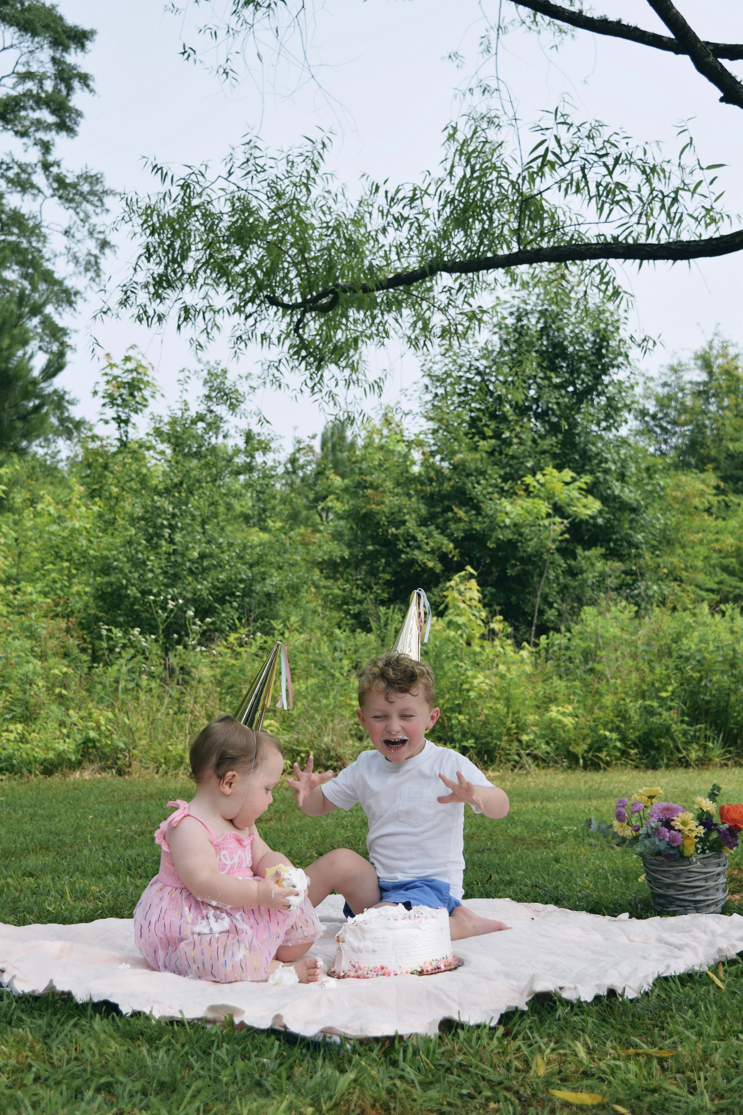 Nineteen Sixty Four Designs 's image