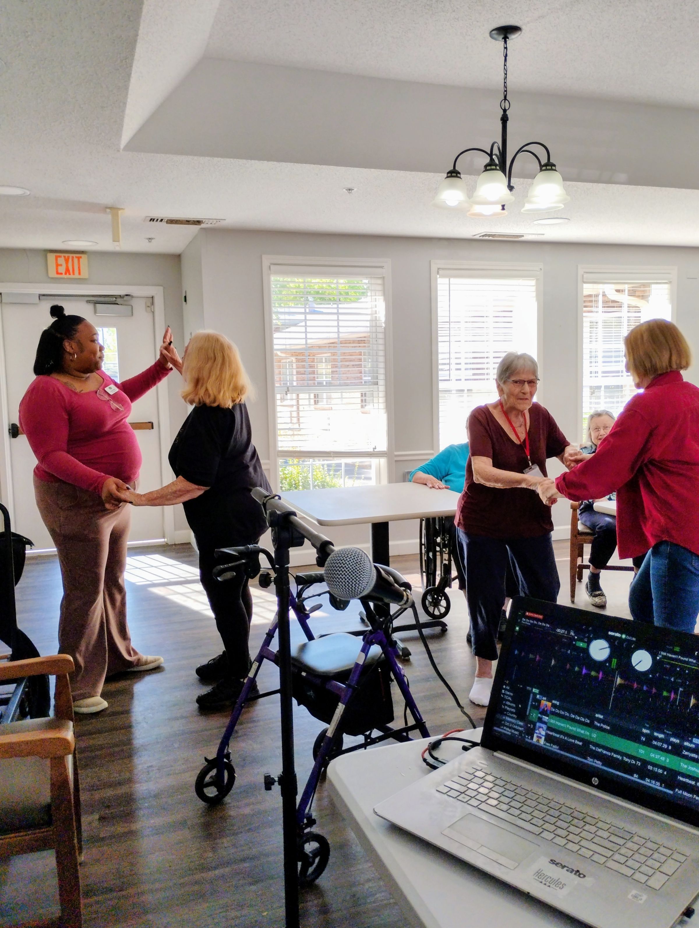 DJRovingRalph's image