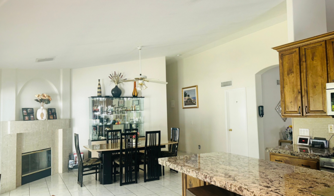 hellensadultcarehome.com's image