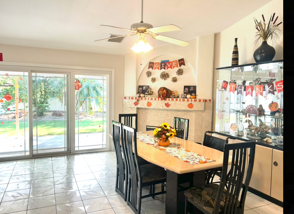 hellensadultcarehome.com's image