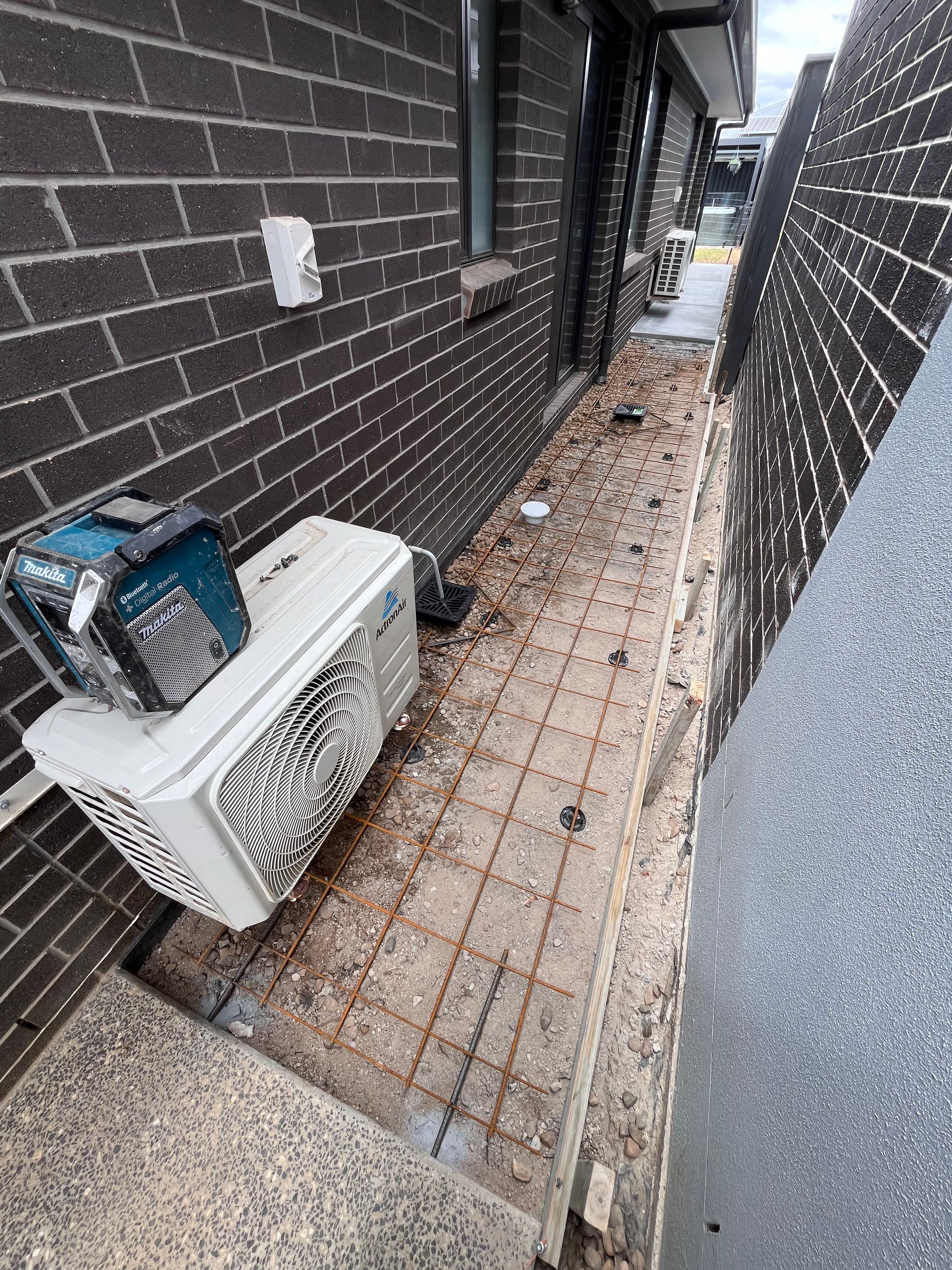 SMALL CONCRETE SLABS - BRISBANE -IPSWICH - LOGAN's image