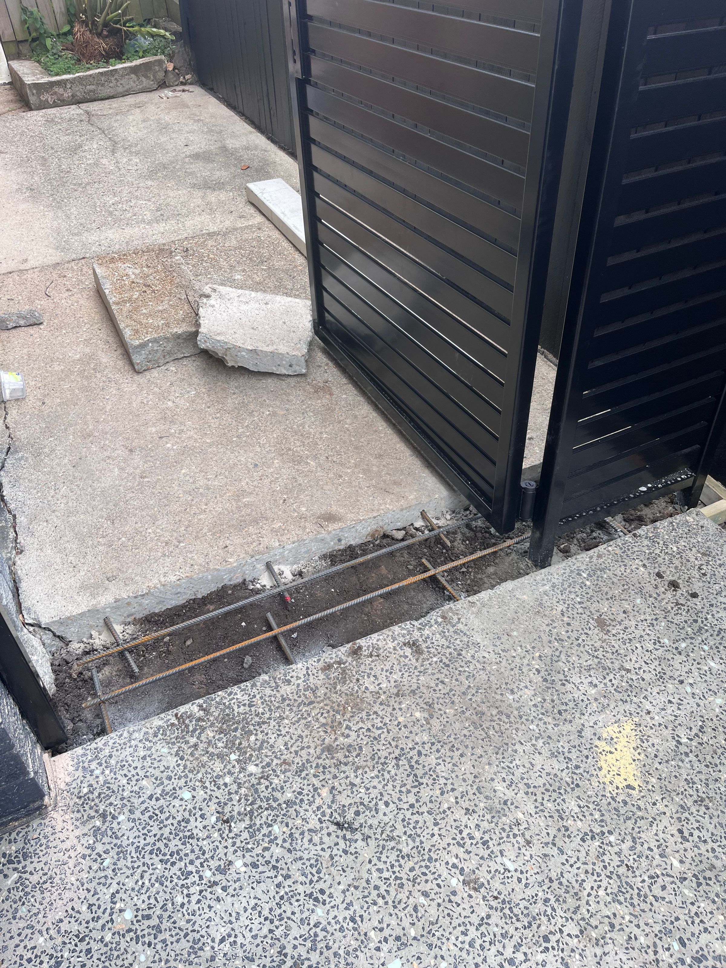 SMALL CONCRETE SLABS - BRISBANE -IPSWICH - LOGAN's image