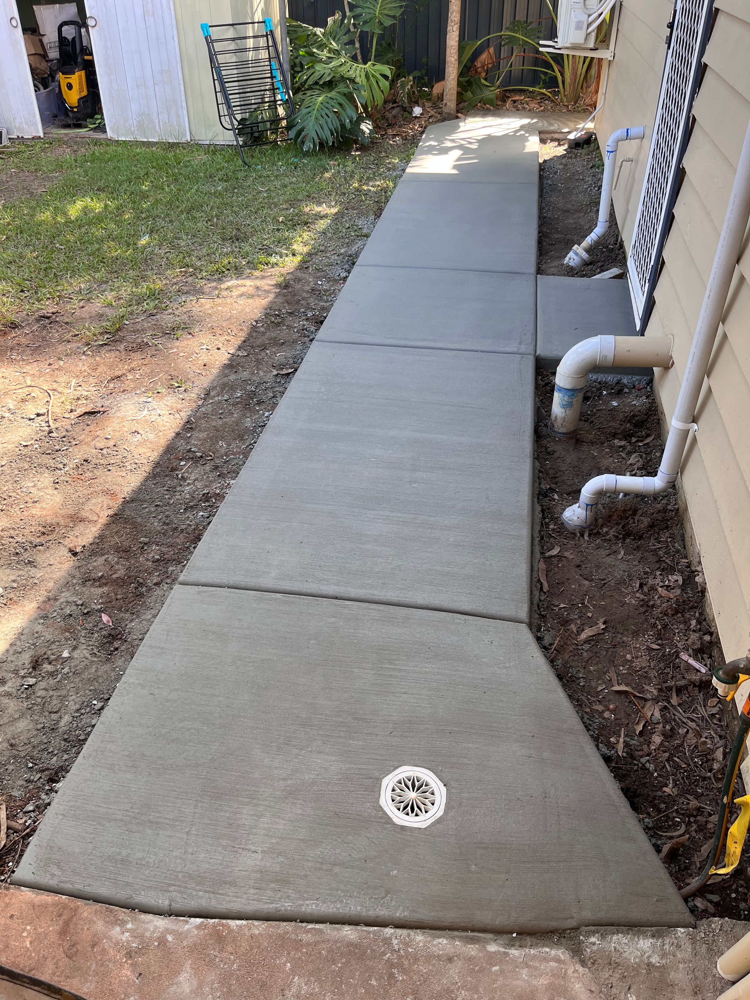 SMALL CONCRETE SLABS - BRISBANE -IPSWICH - LOGAN's image