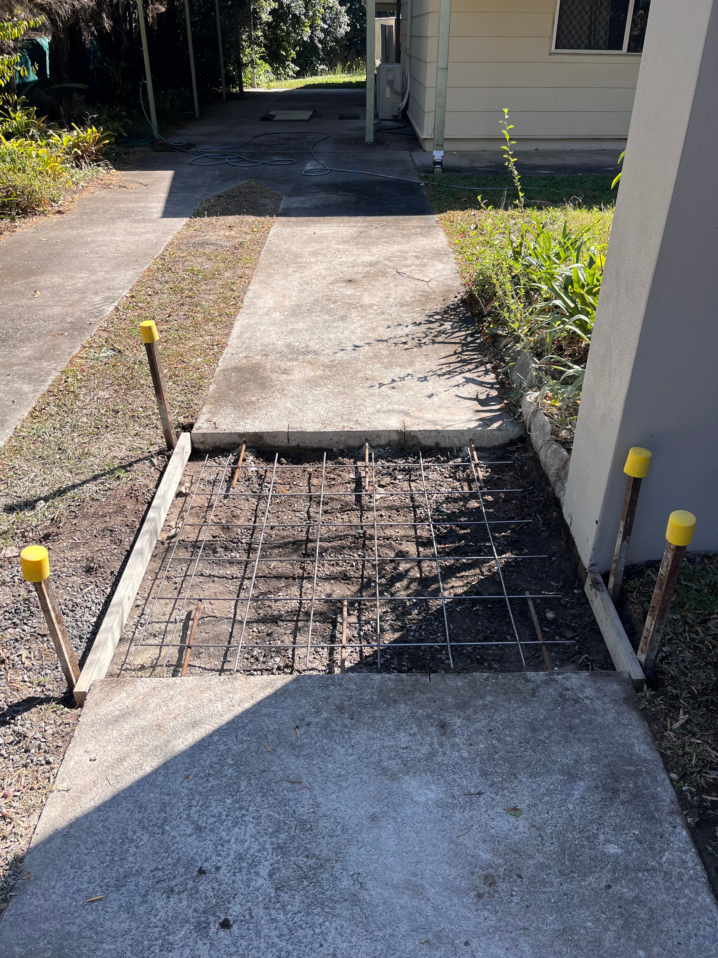 SMALL CONCRETE SLABS - BRISBANE -IPSWICH - LOGAN's image