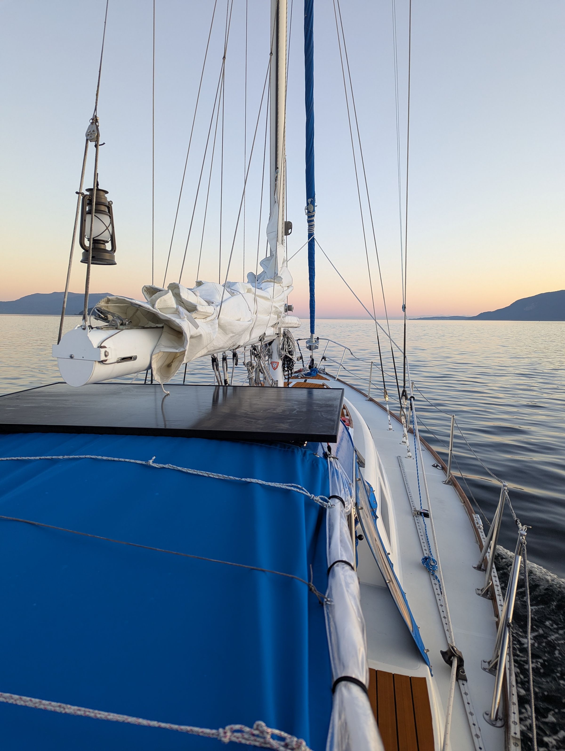 Cal39 Sails Down