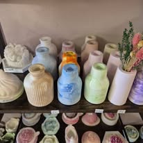 Vases en poudre de résine