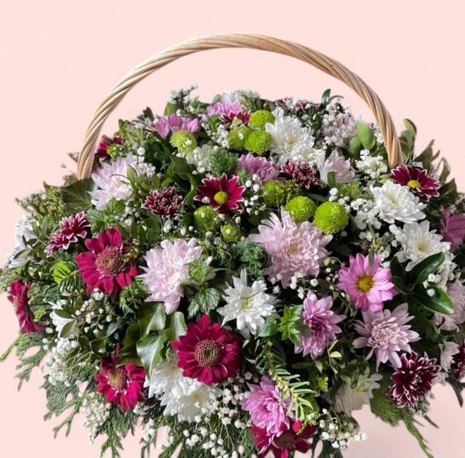 Large fresh flower basket £55