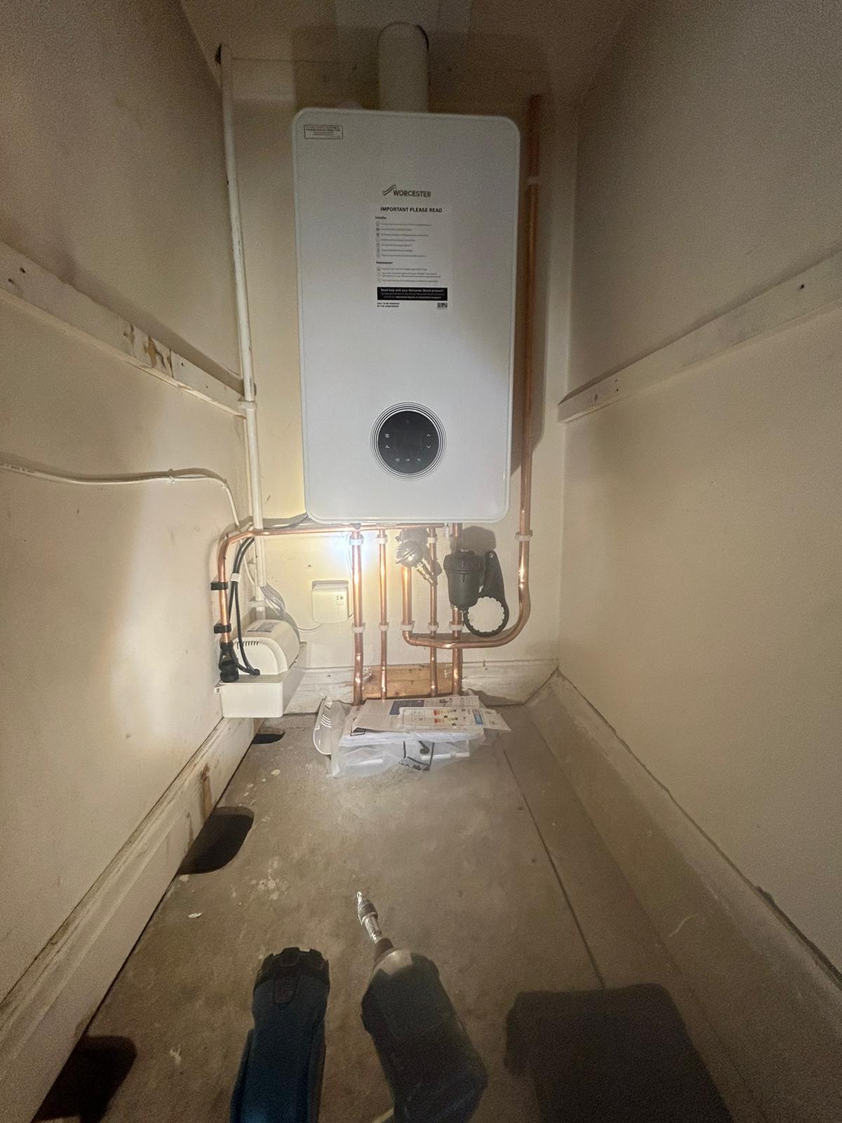Worcester 4000 30KW