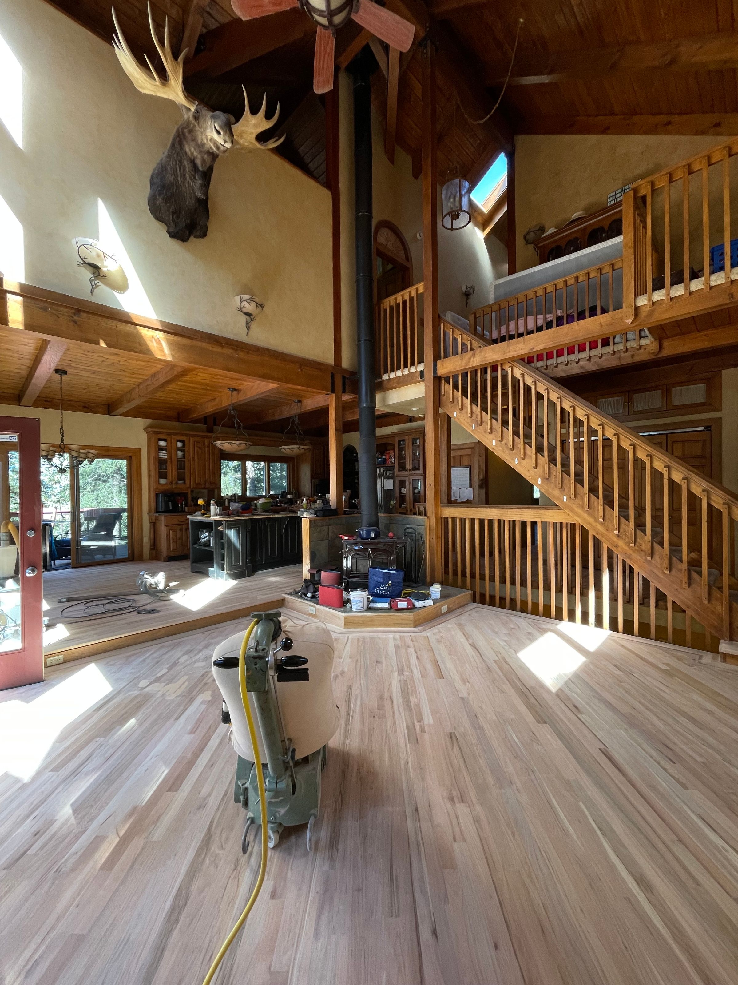 M&V FLOORING&REMODELING INC.'s image