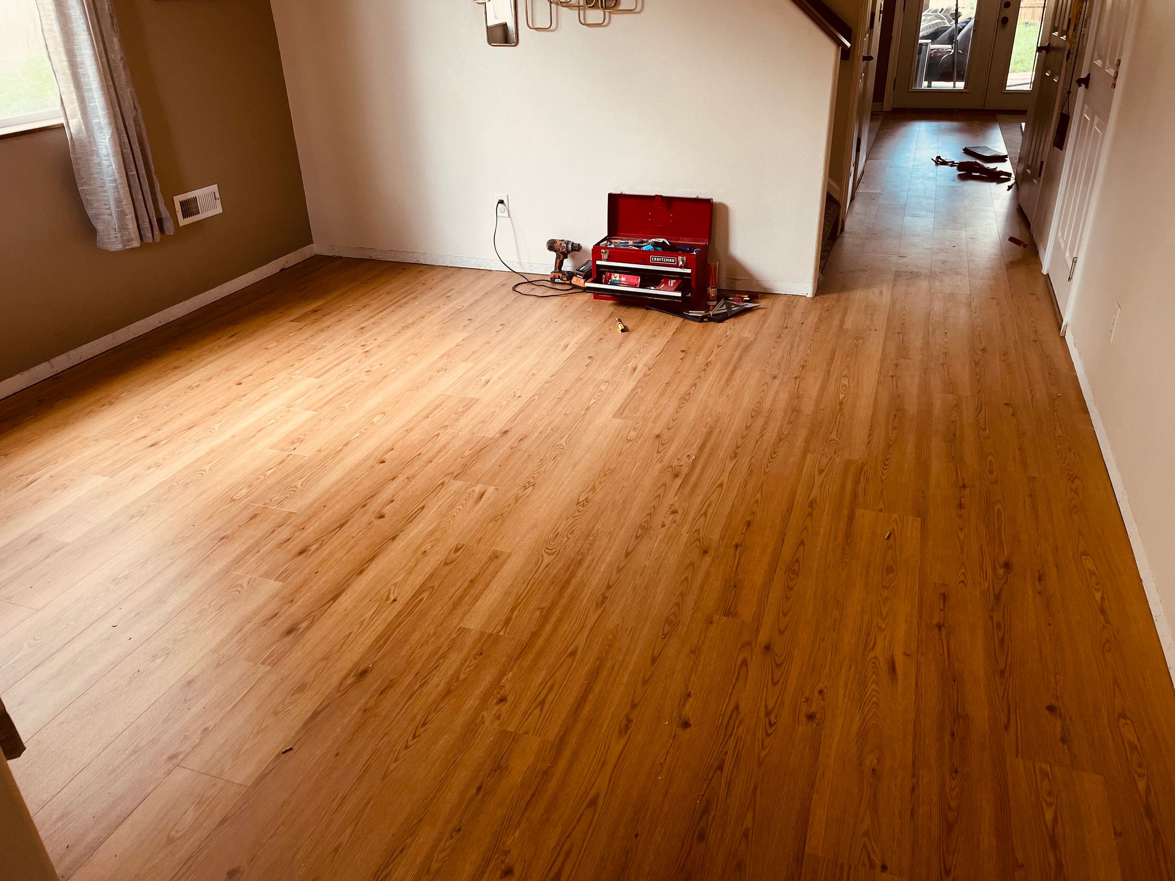 M&V FLOORING&REMODELING INC.'s image