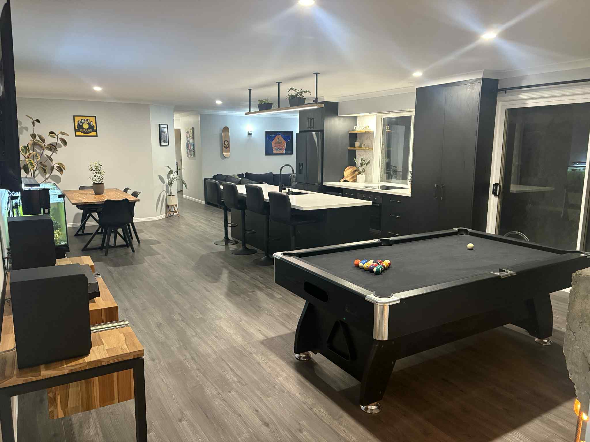 Silver's customs's image