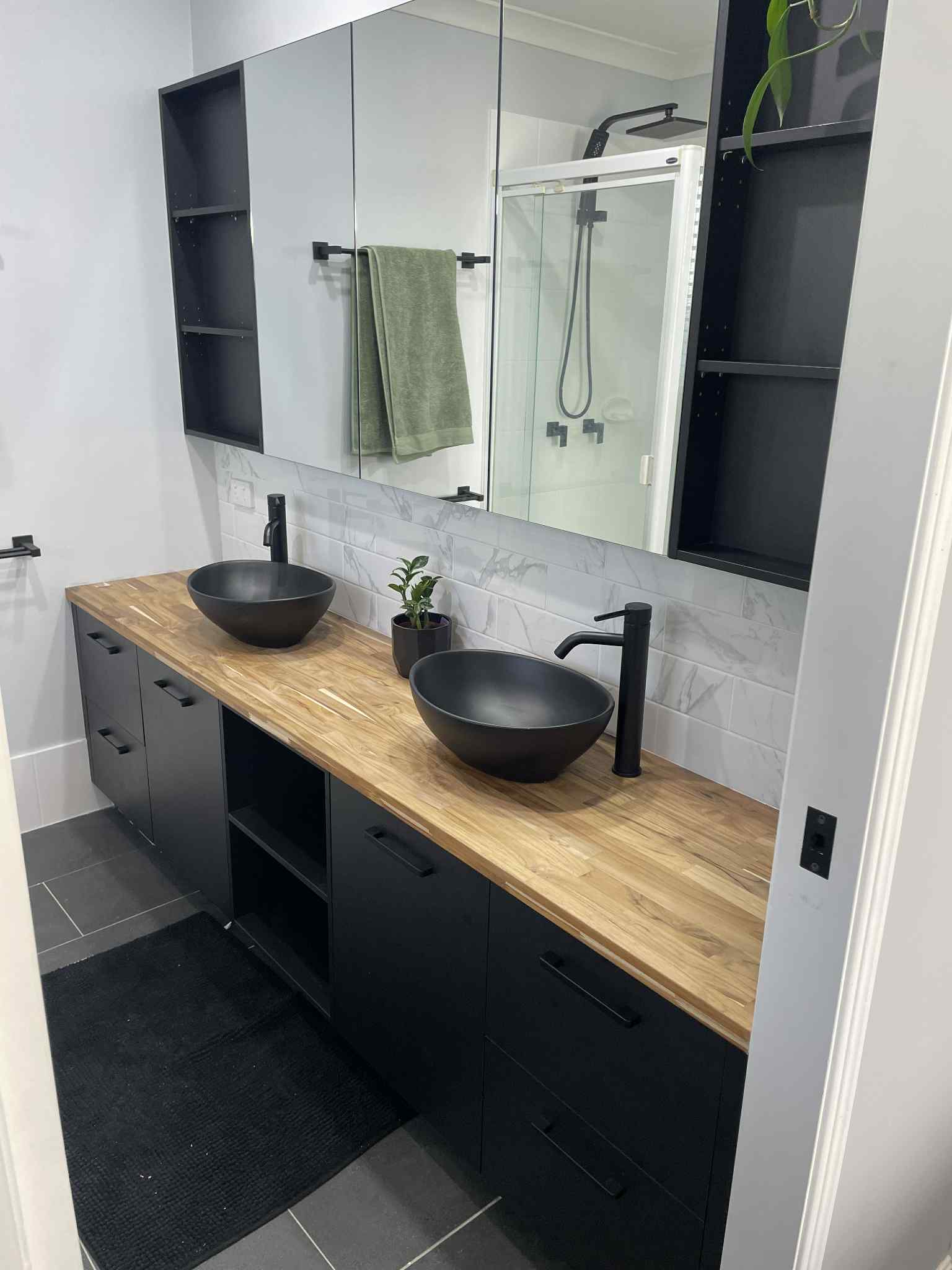 Silver's customs's image