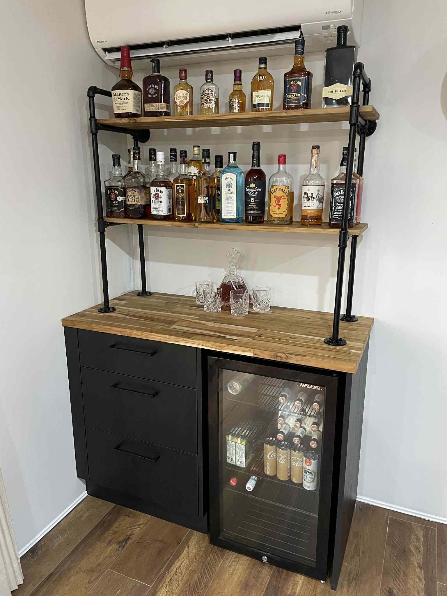 Silver's customs's image