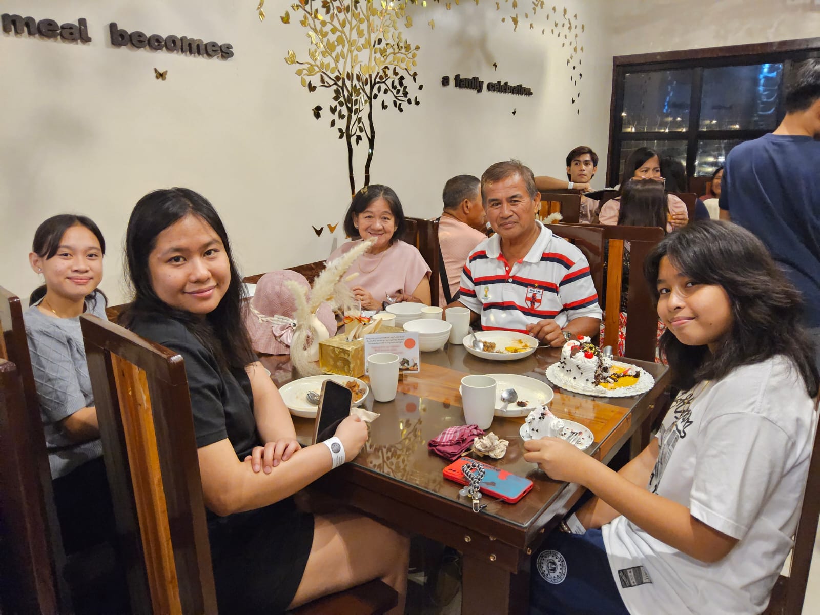 L A   C A S A   D A L I S A Y's image