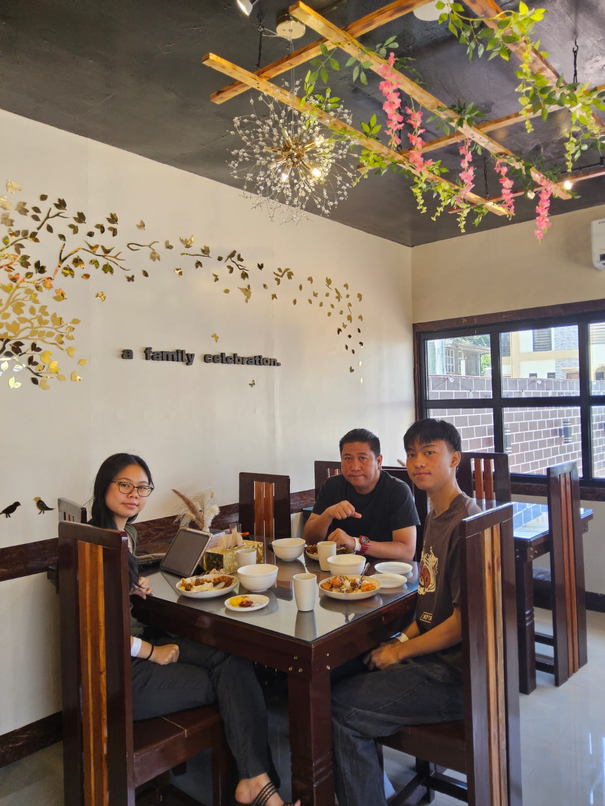 L A   C A S A   D A L I S A Y's image