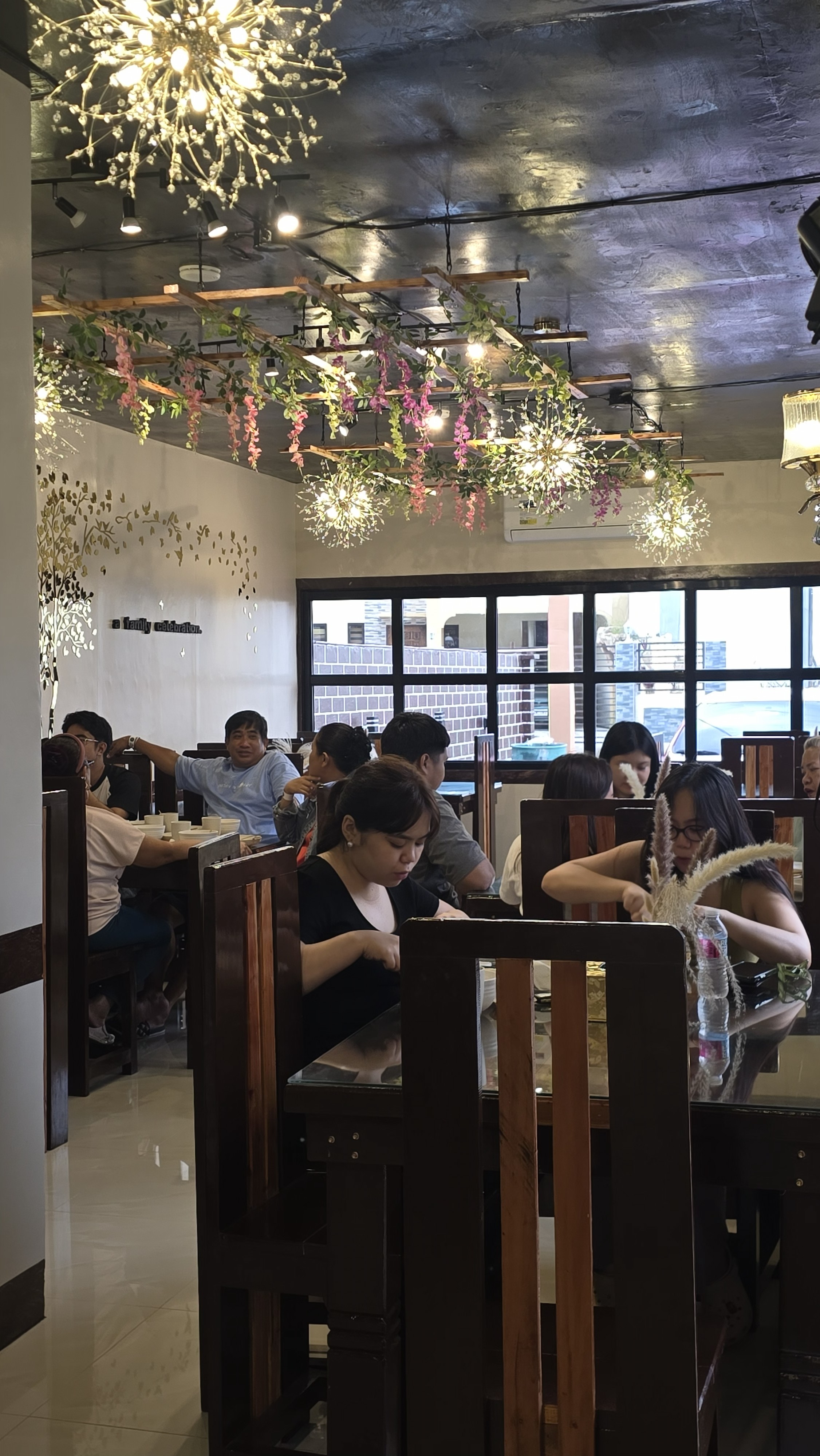 L A   C A S A   D A L I S A Y's image