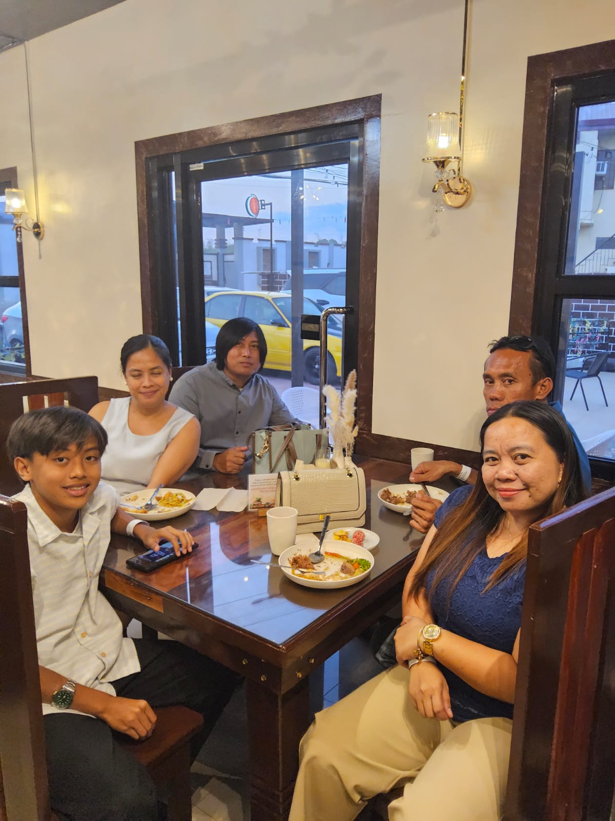 L A   C A S A   D A L I S A Y's image