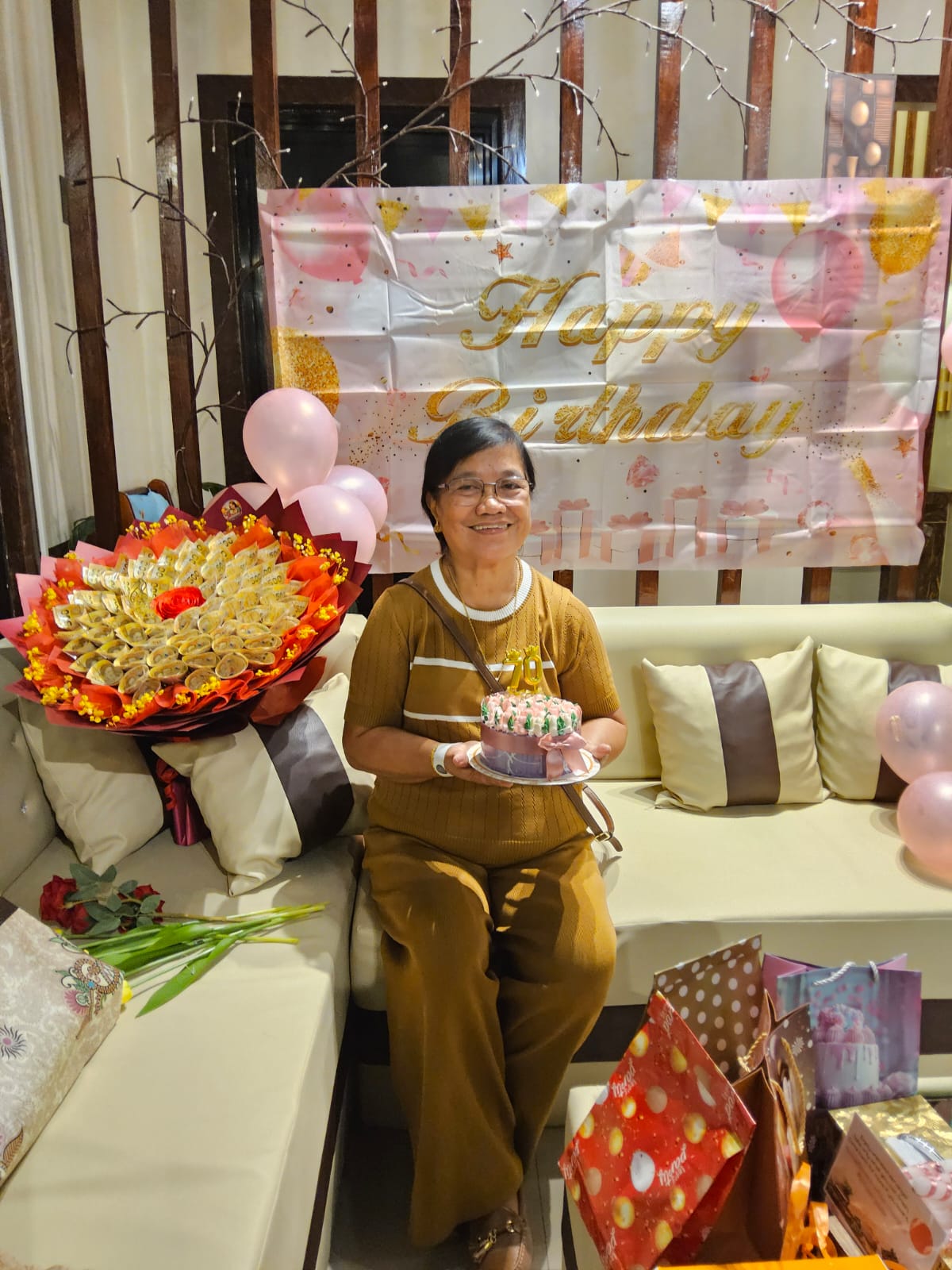 L A   C A S A   D A L I S A Y's image