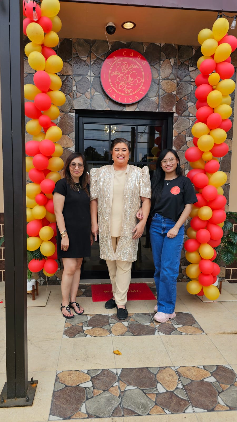 L A   C A S A   D A L I S A Y's image