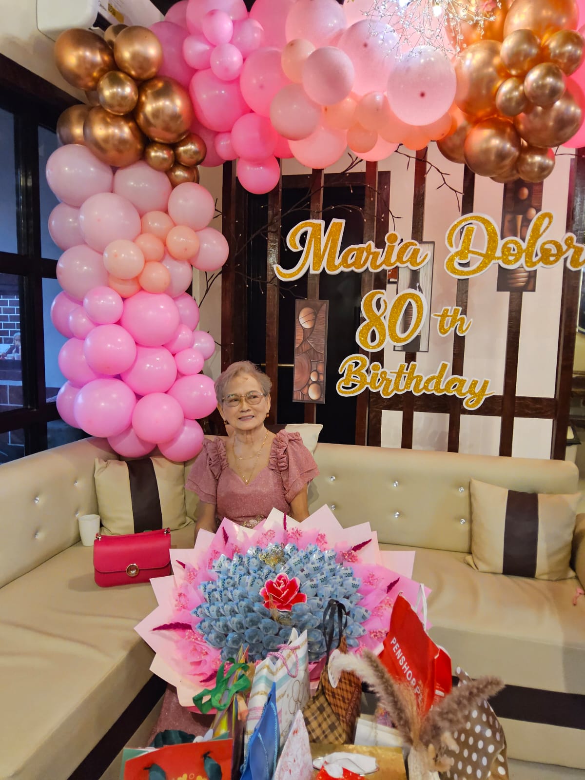 L A   C A S A   D A L I S A Y's image