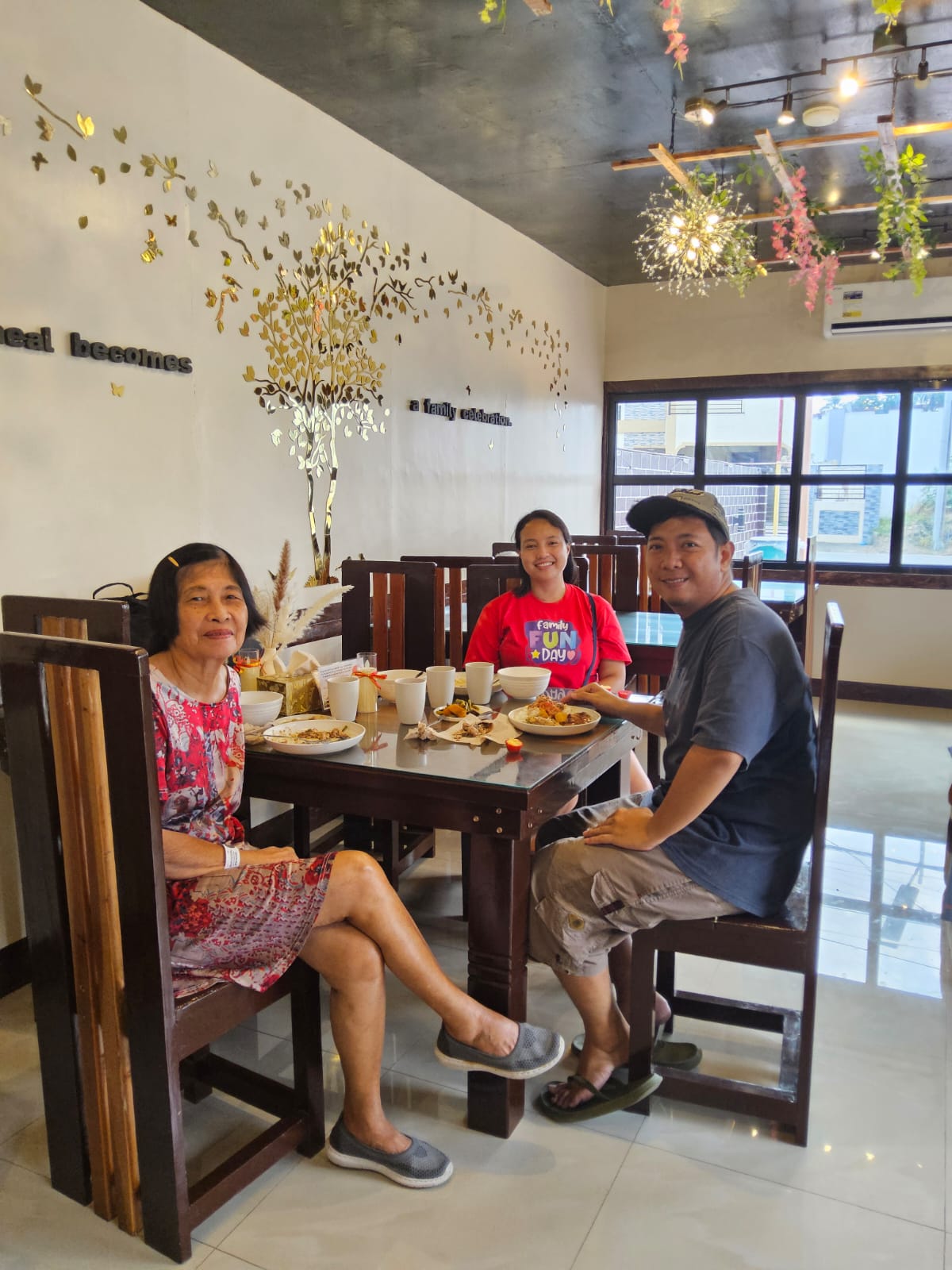 L A   C A S A   D A L I S A Y's image