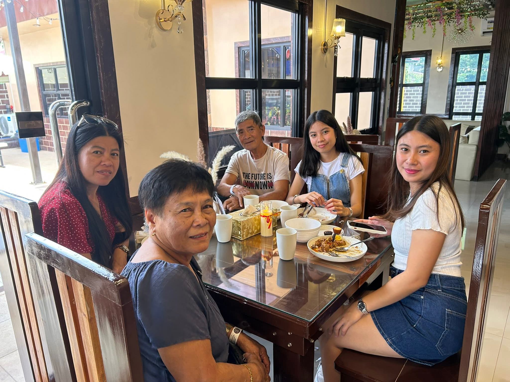 L A   C A S A   D A L I S A Y's image