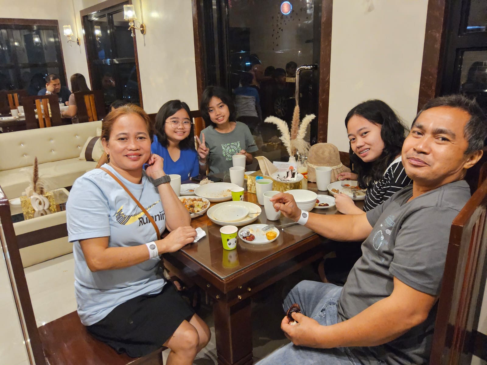 L A   C A S A   D A L I S A Y's image