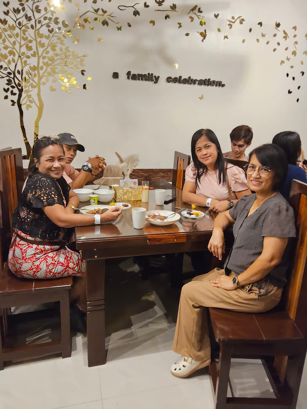 L A   C A S A   D A L I S A Y's image