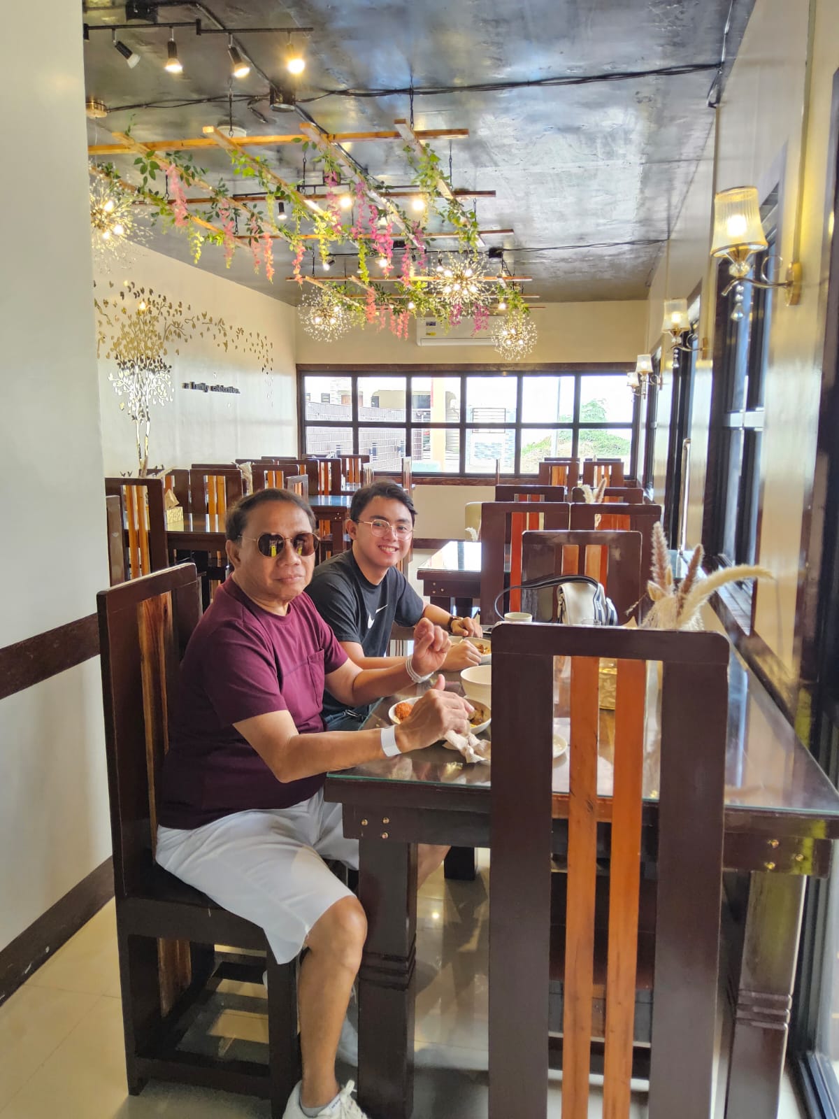 L A   C A S A   D A L I S A Y's image