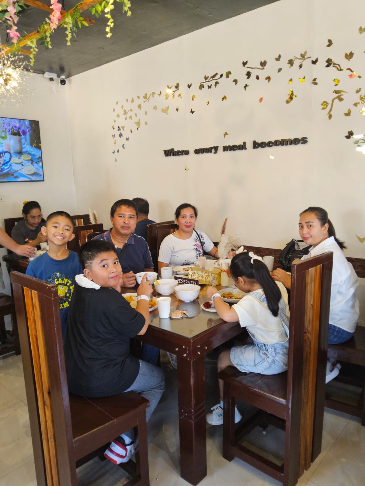 L A   C A S A   D A L I S A Y's image