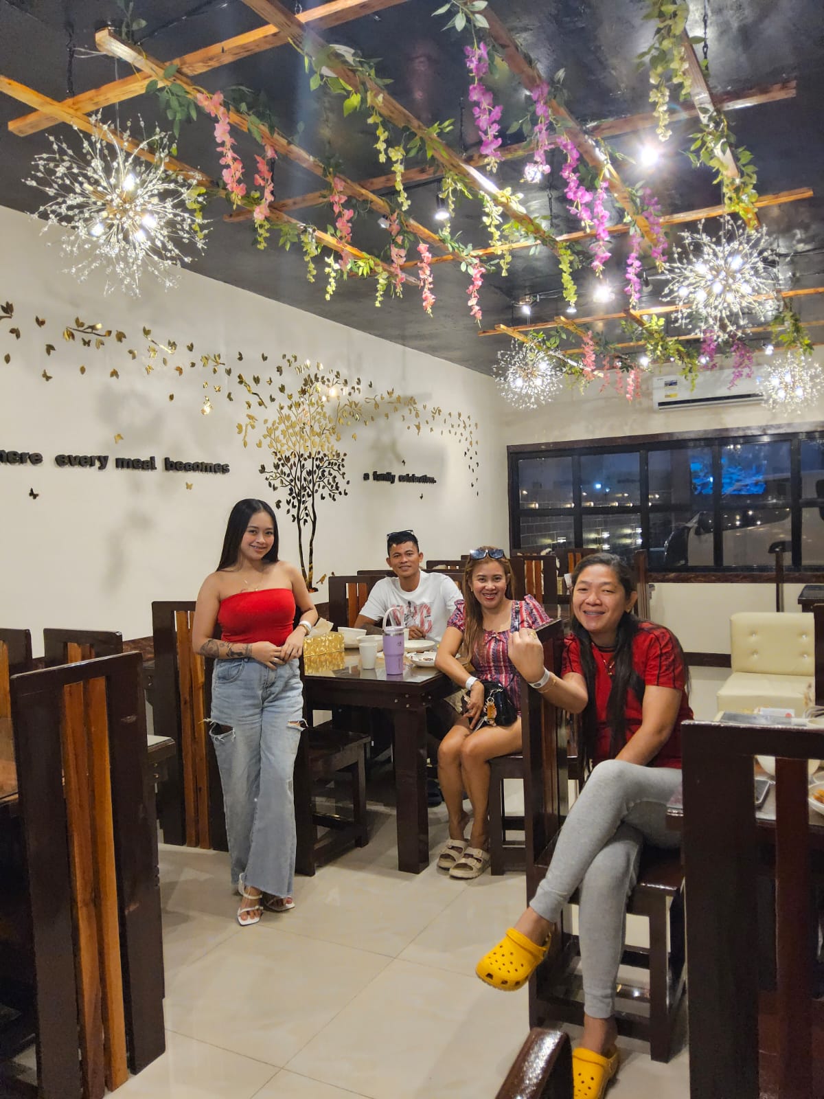 L A   C A S A   D A L I S A Y's image