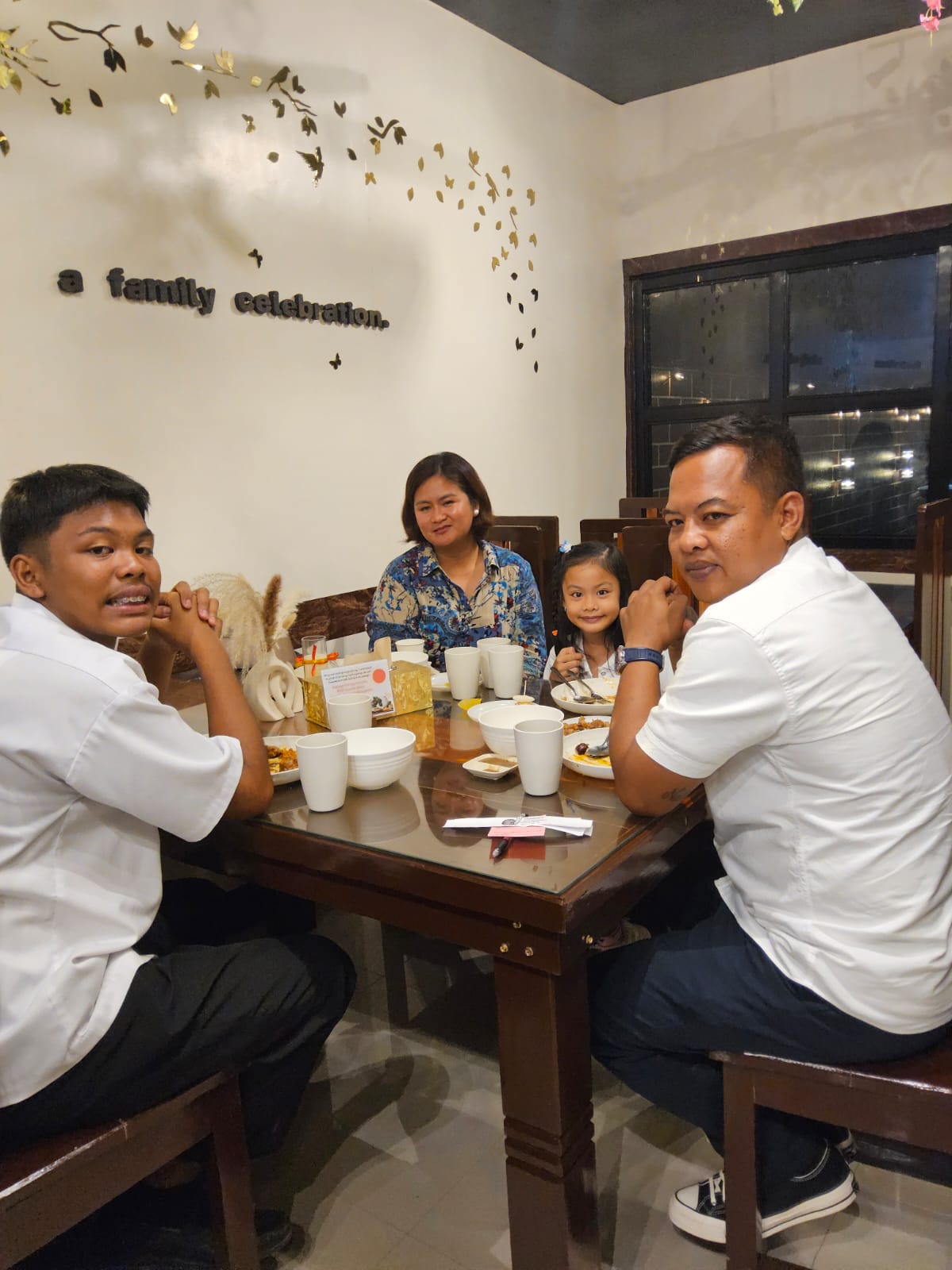 L A   C A S A   D A L I S A Y's image